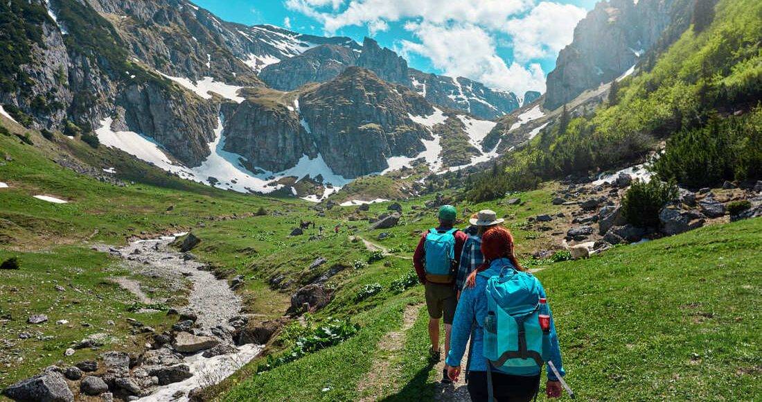 Topul traseelor montane spectaculoase din România