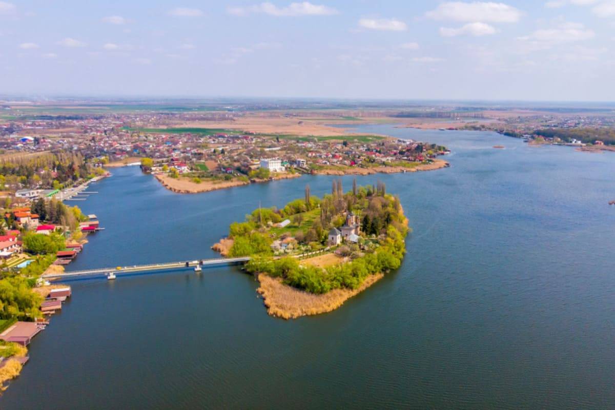 Pădurea și lacul Snagov – de ce și când să le vizitezi