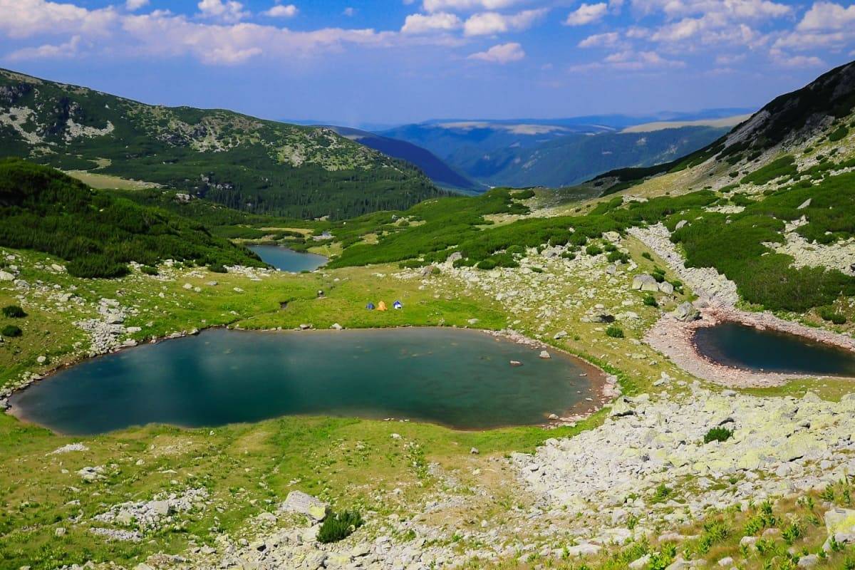 Lacul glaciar Galcescu din Muntii Parang