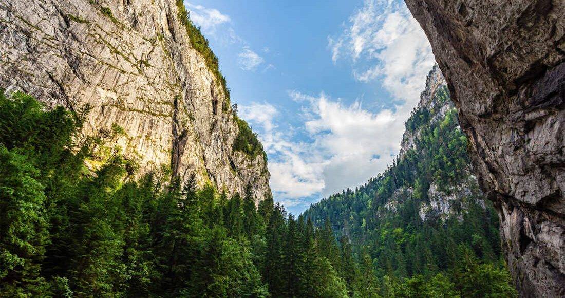 Cheile Bicazului: localizare, atracții și experiențe de neratat