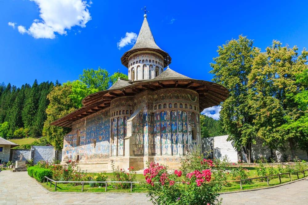 manastirea voronet gura humorului bucovina