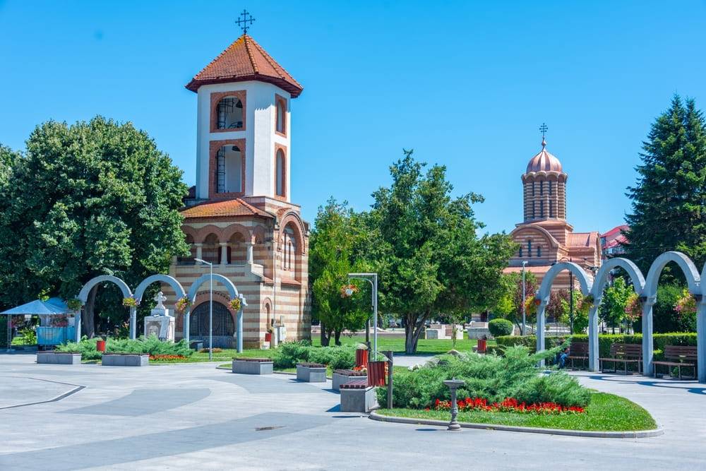 mitropolia targovistei si parcul mitropoliei