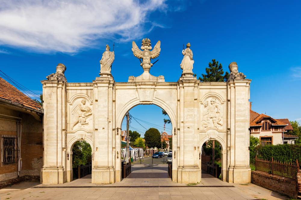 poarta cetate alba carolina din alba iulia
