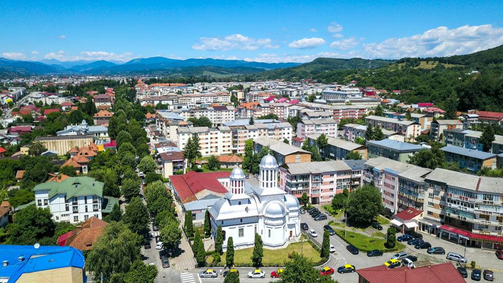 Curtea de Argeș: principalele obiective turistice pe care nu trebuie să le ratezi 