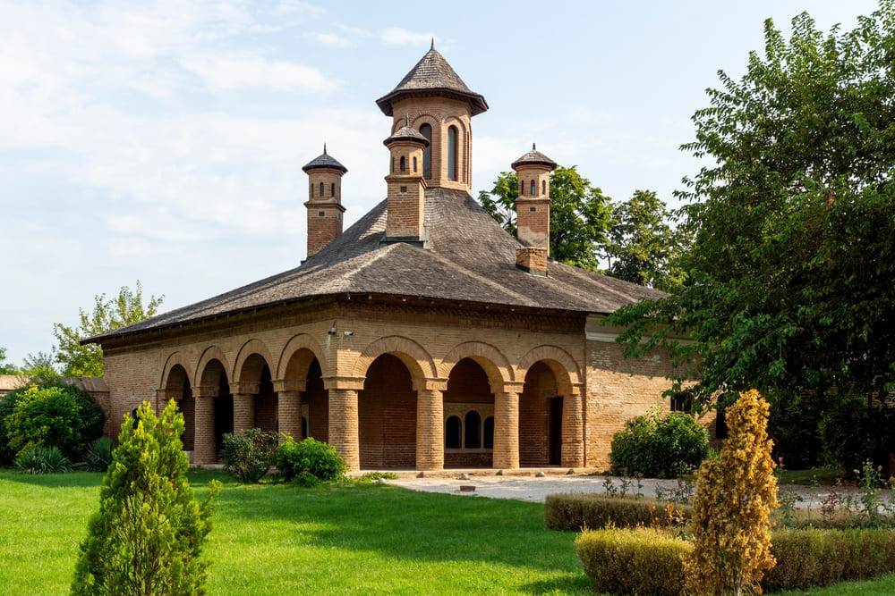 cladire din complexul palatul mogosiaia