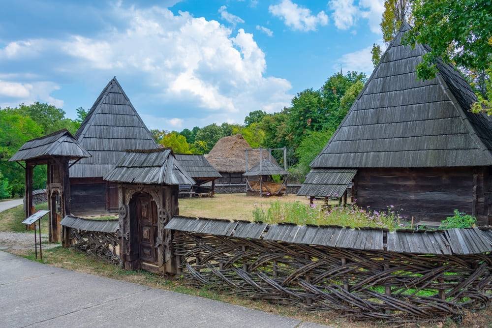 Case traditionale in Muzeul National al Satului Dimitrie Gusti