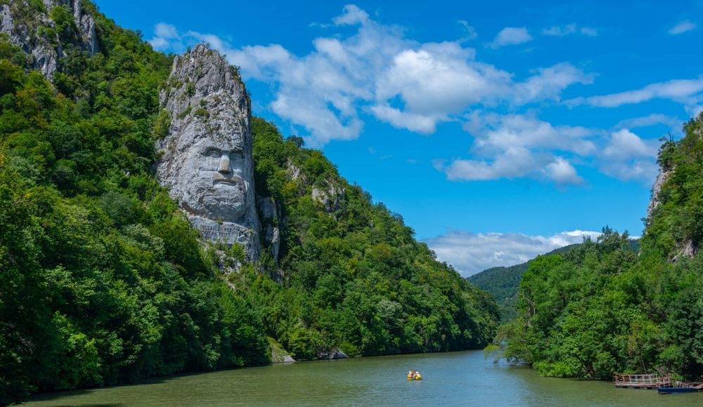 Ce poți vizita într-un weekend în orașul Orșova? 15 obiective turistice și experiențe de neratat