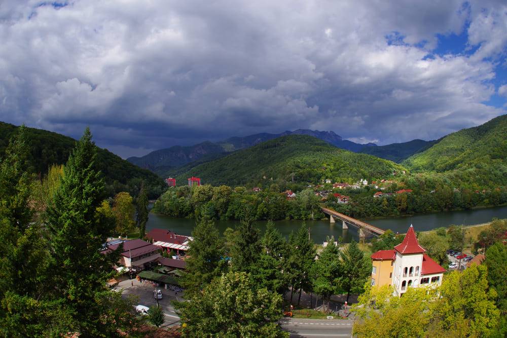 Panorama Masivului Cozia