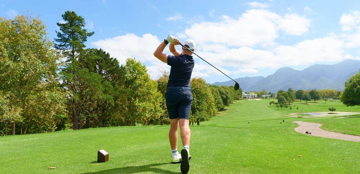 Top 5 cluburi de golf din România pe care merită să le vizitezi