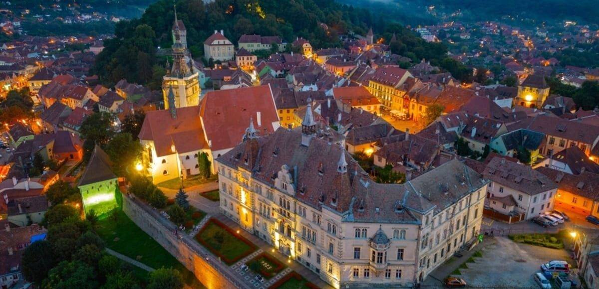 Top 10 orașe medievale din România pe care merită să le vizitezi