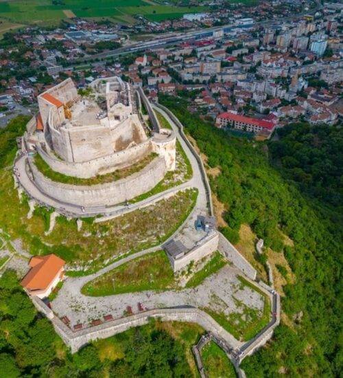 Imagine cu Cetatea Deva