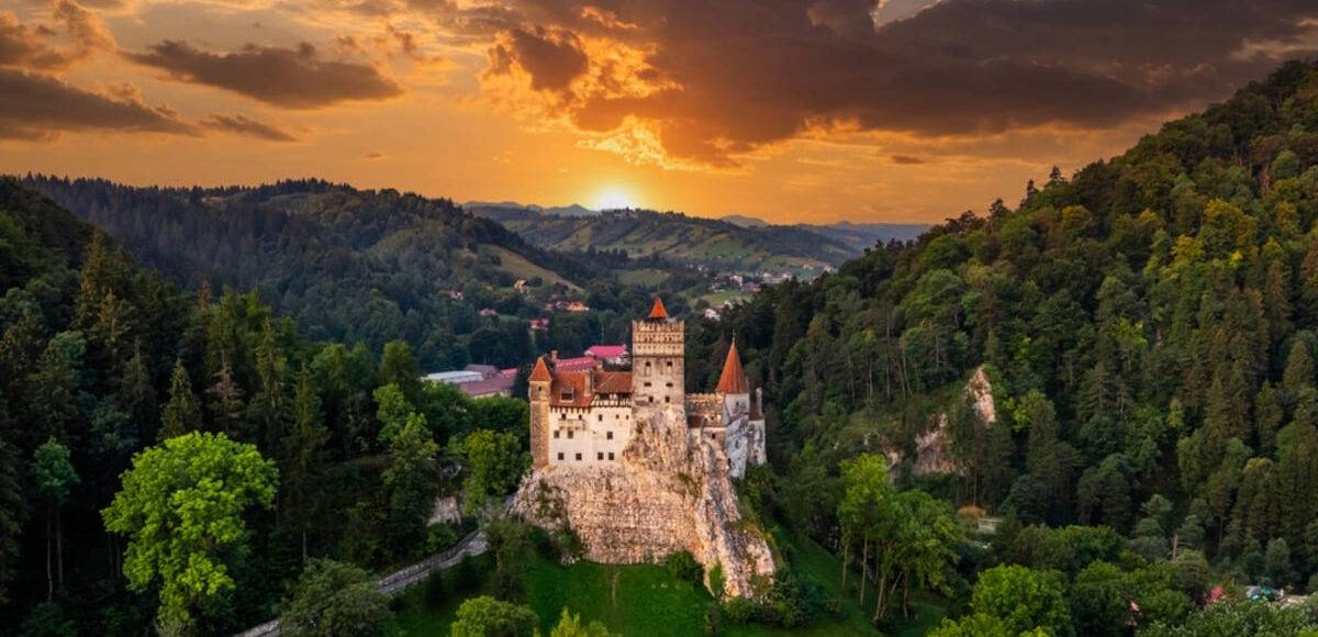 Top 12 cele mai spectaculoase castele din România